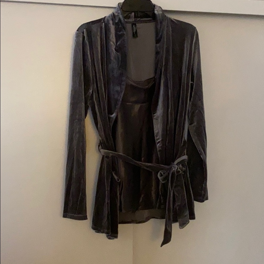 COPY - Ambrielle three piece grey velvet sleepwear